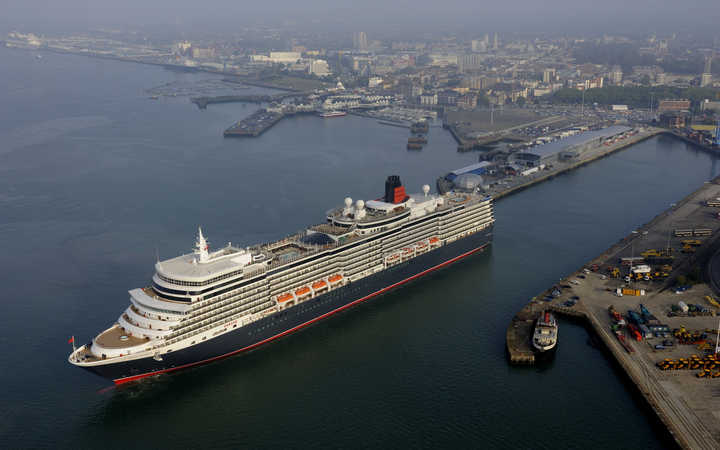 Bateau Queen Elizabeth